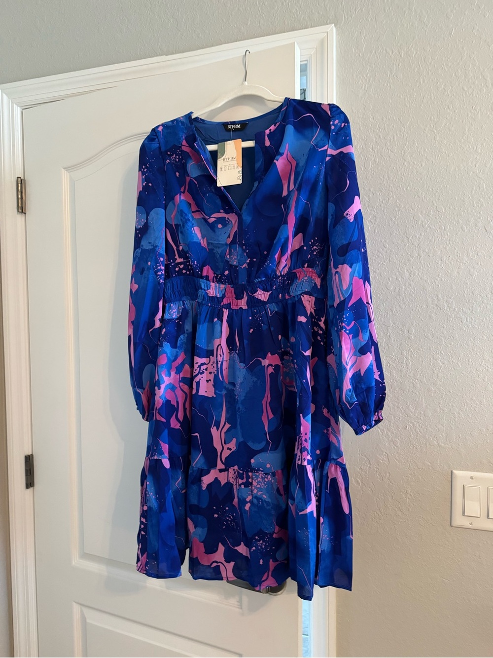 Abstract Blue & Pink V-Neck Casual Dress - UNKNOWN